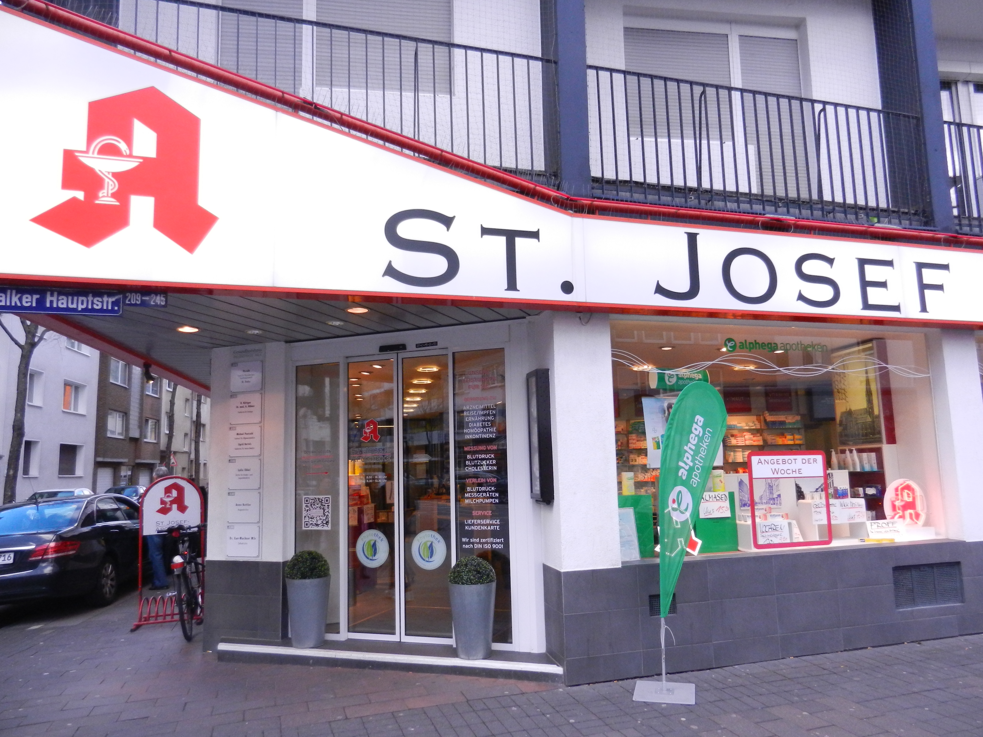 Bild 1 St. Josef Apotheke in Köln