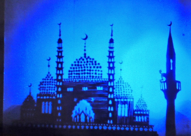 Prinz Achmed, Blaue Moschee