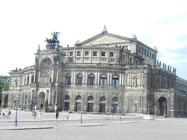 Bild 26 Sächsische Staatsoper Dresden in Dresden