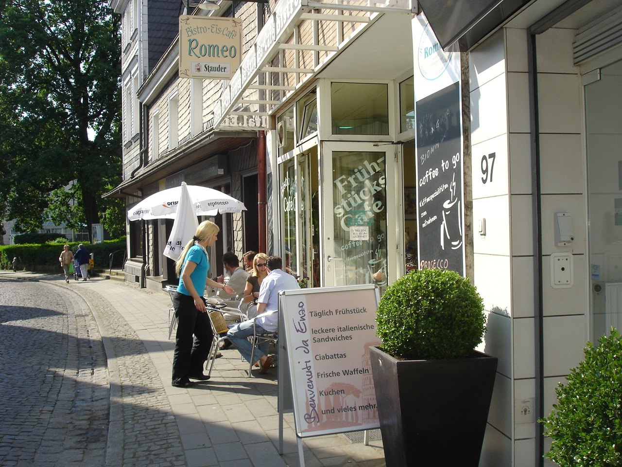 Bild 2 Eiskaffee Romeo in Essen