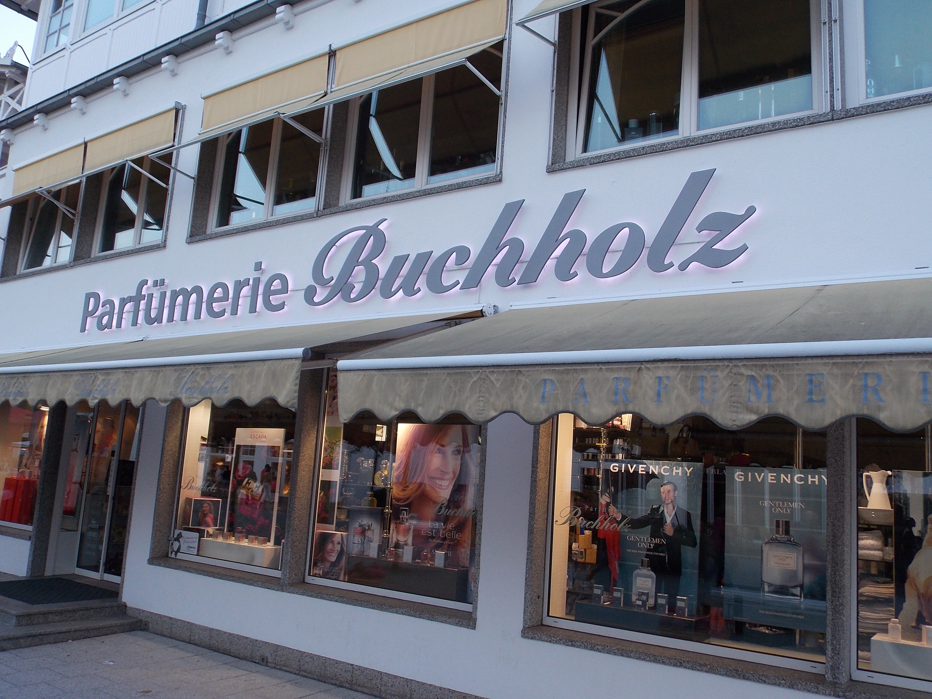 Bild 1 Parfümerie Buchholz in Binz, Ostseebad
