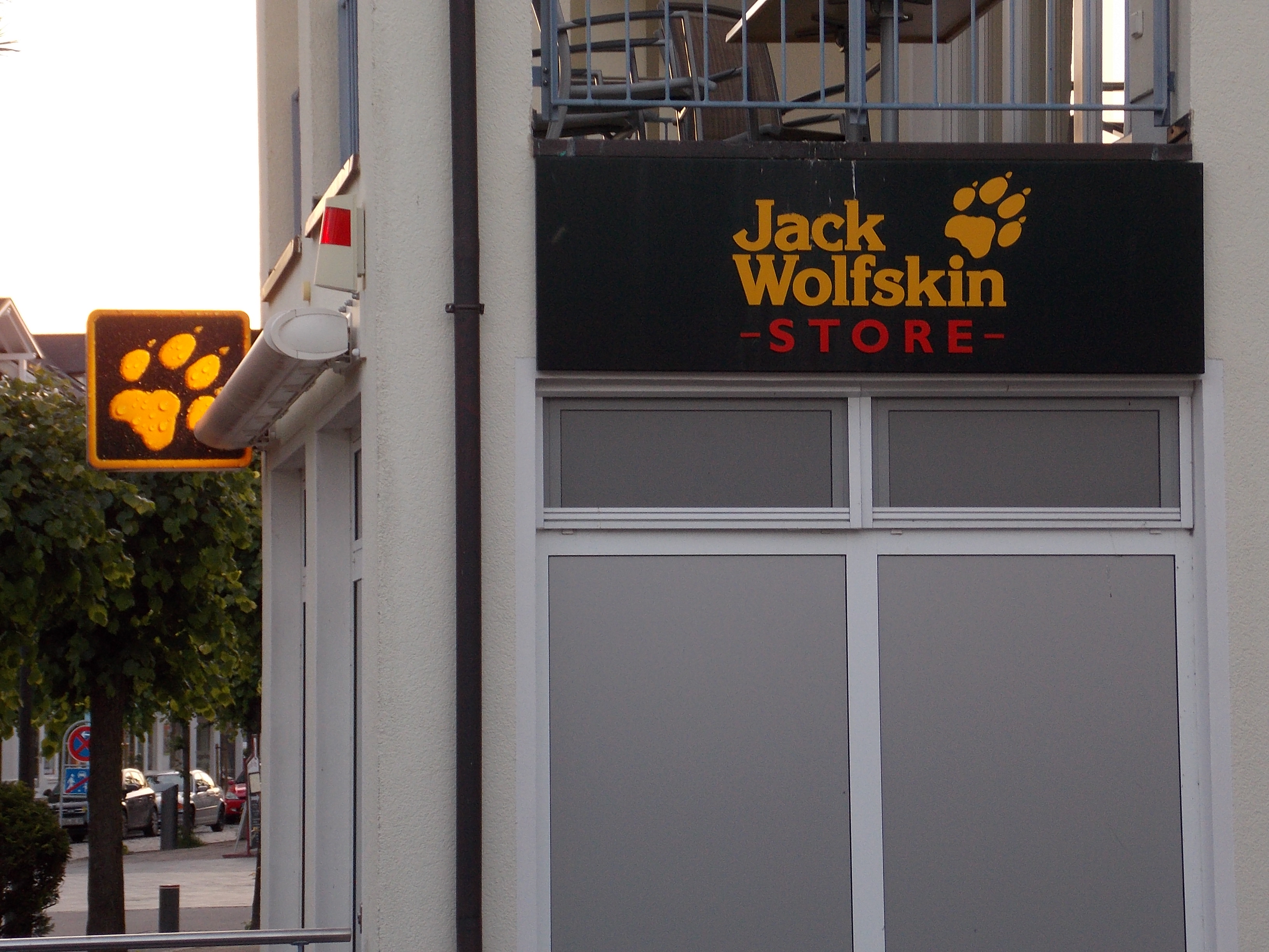 Bild 2 Jack Wolfskin Store in Ostseebad Binz