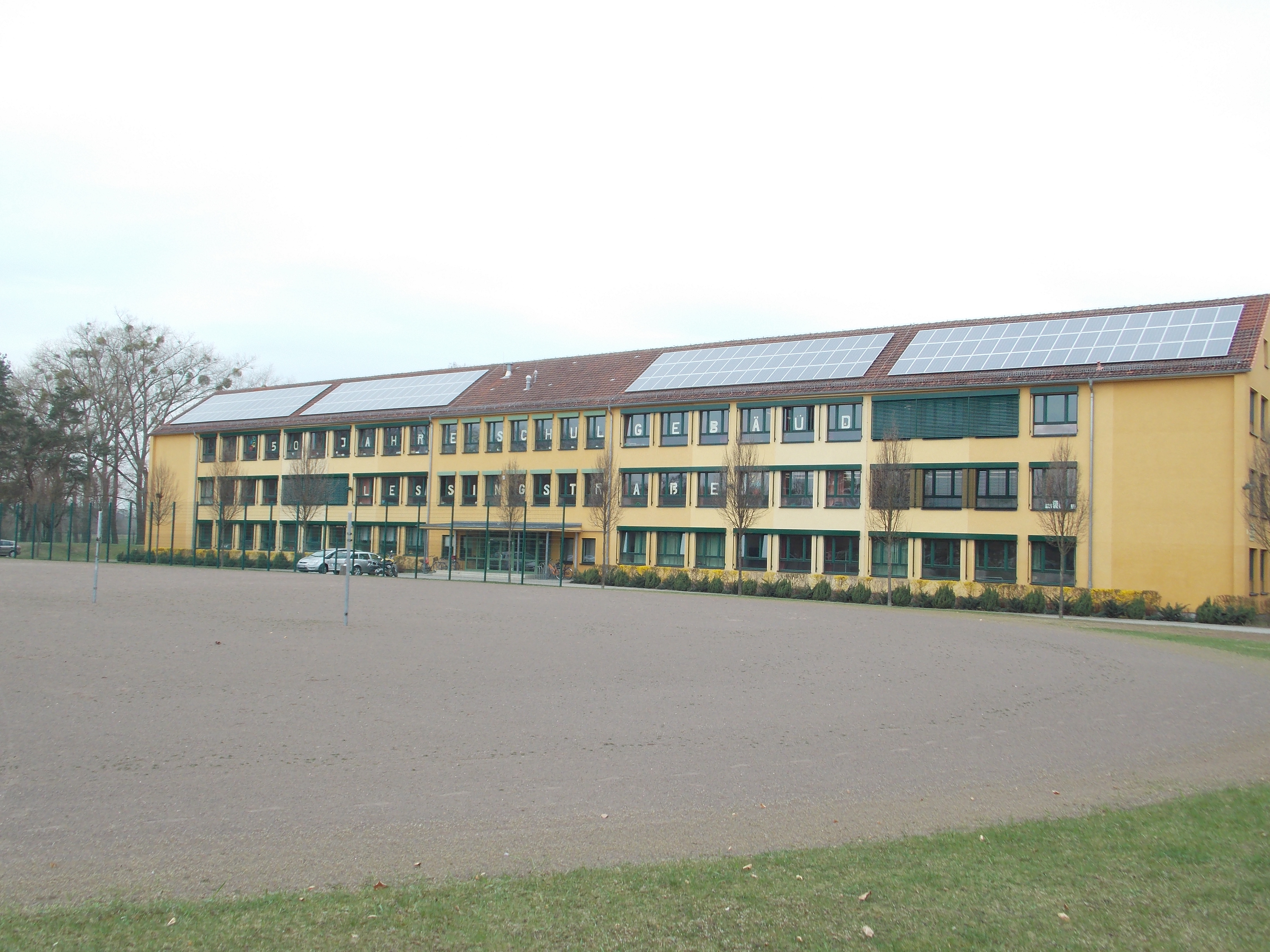 Bild 1 Integrierte Gesamtschule  Walter Karbe in Neustrelitz