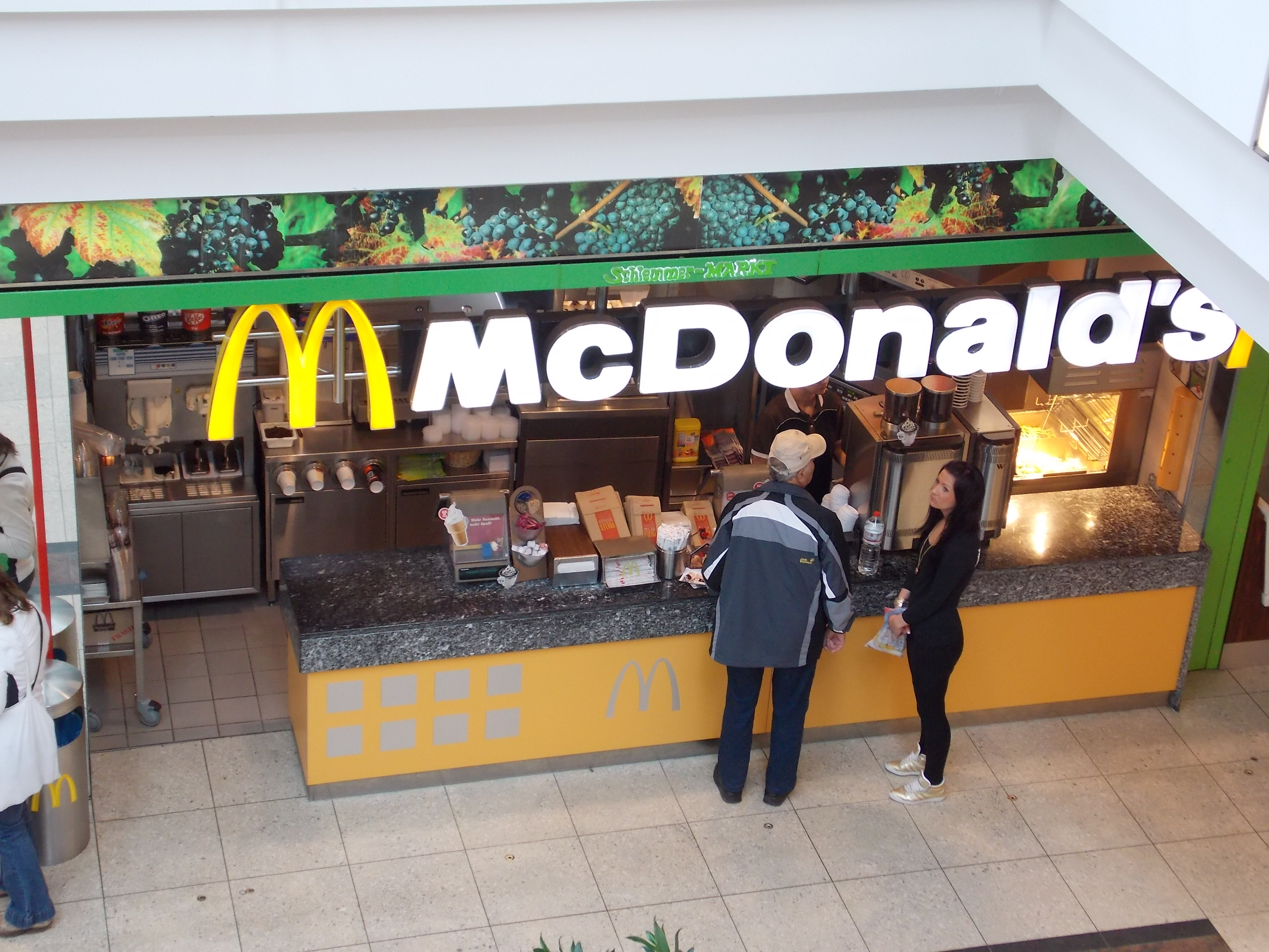 Bild 1 McDonald's in Neubrandenburg