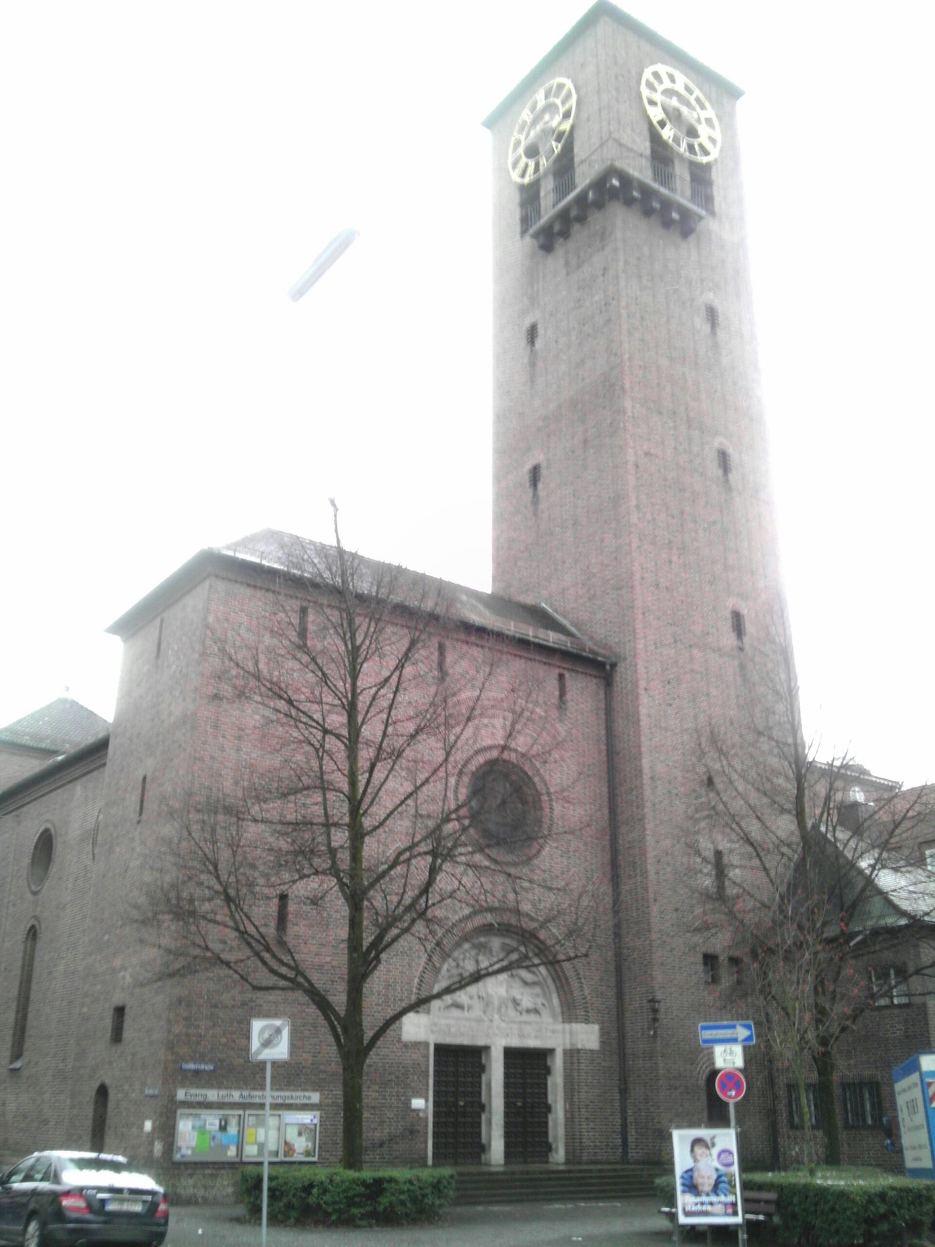 Bild 1 Evang.-Luth.Pfarramt Auferstehungskirche in München