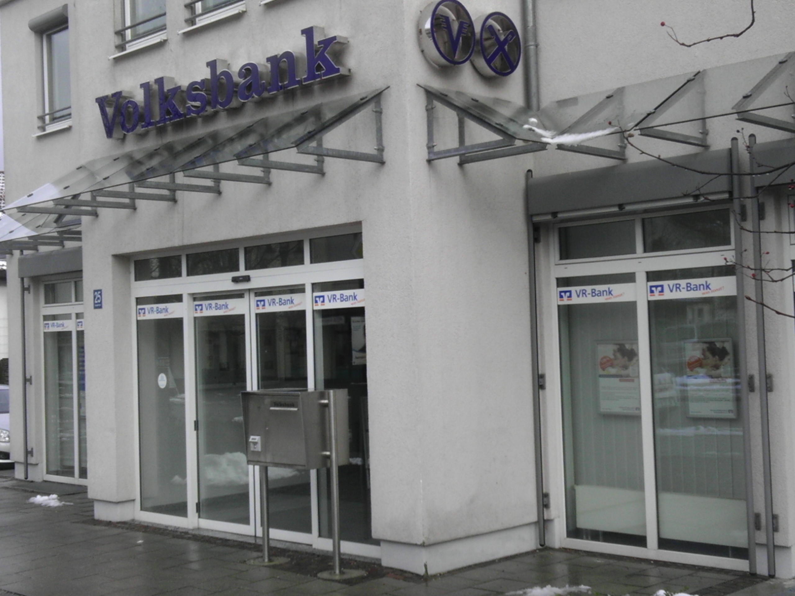 Bild 1 Volksbank Raiffeisenbank Fürstenfeldbruck eG Geldautomat in Eichenau