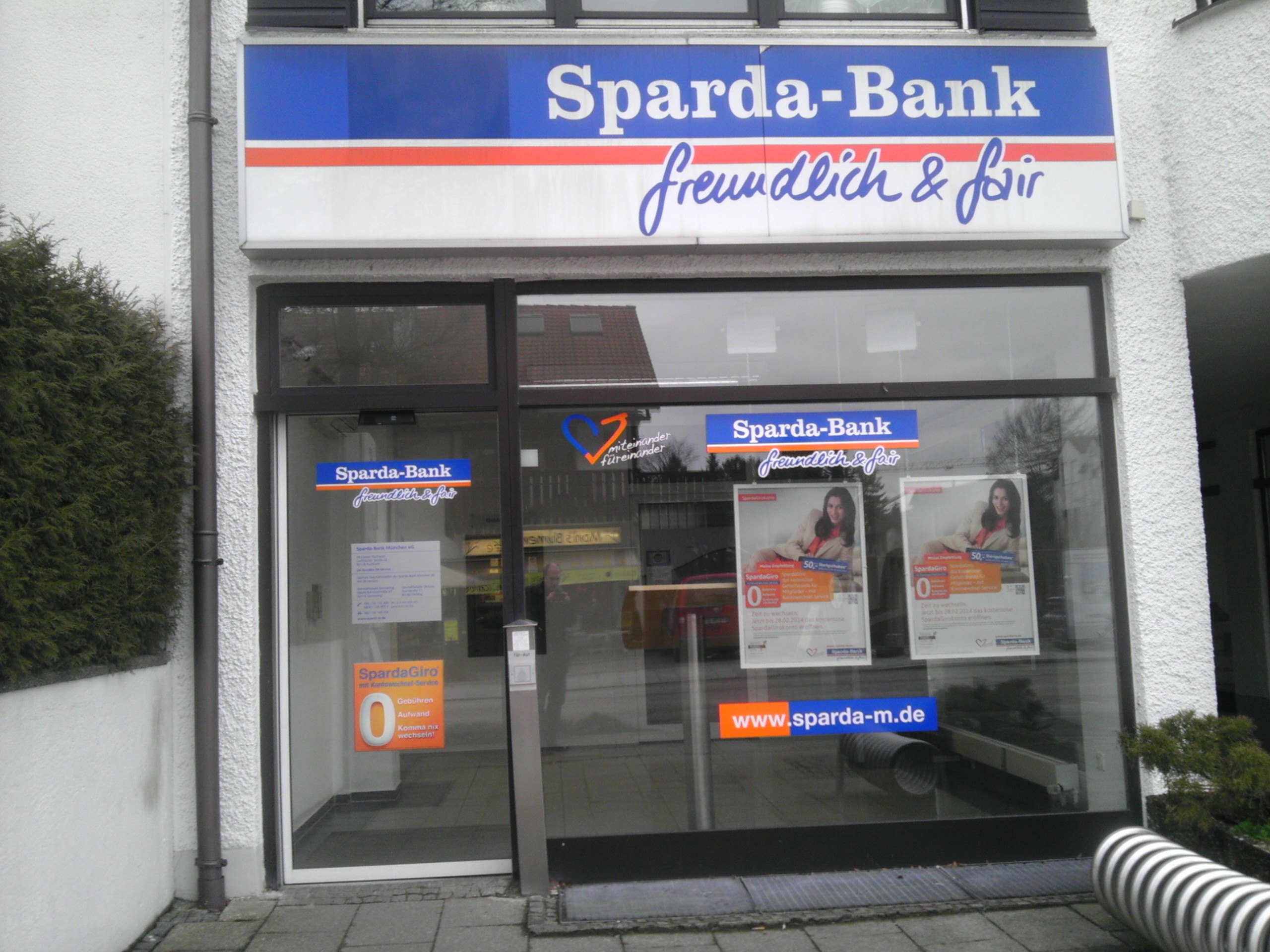 Bild 1 Sparda-Bank München Geldautomat in Puchheim