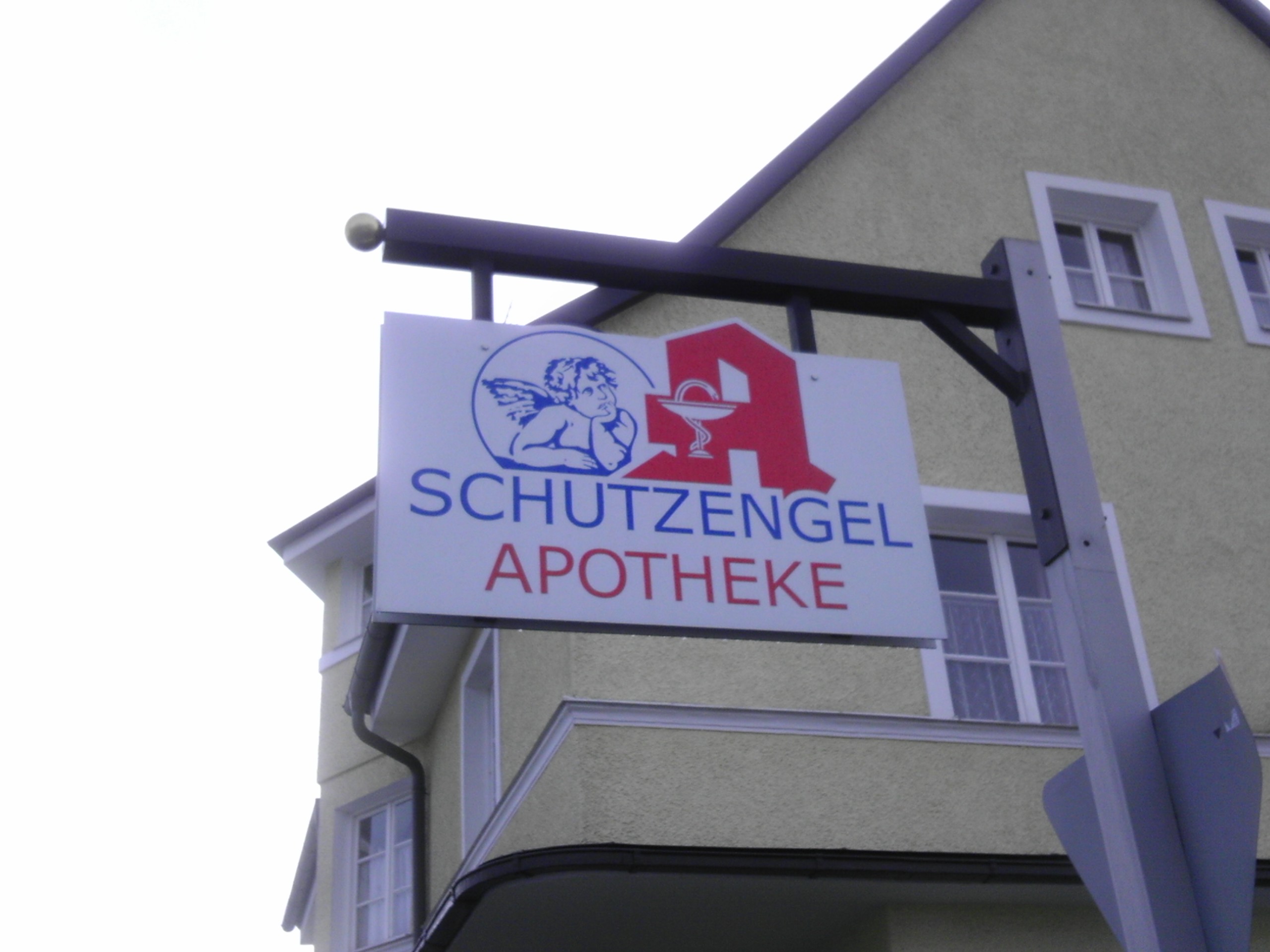 Bild 1 Schutzengel-Apotheke in Eichenau