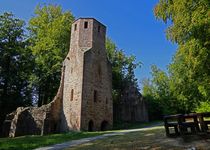 Bild zu Ruine St. Barbara-Kapelle