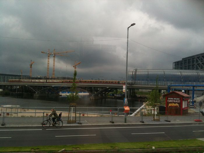 Nutzerbilder McDonald's und McCafé - im Berliner HBf (Hauptbahnhof)