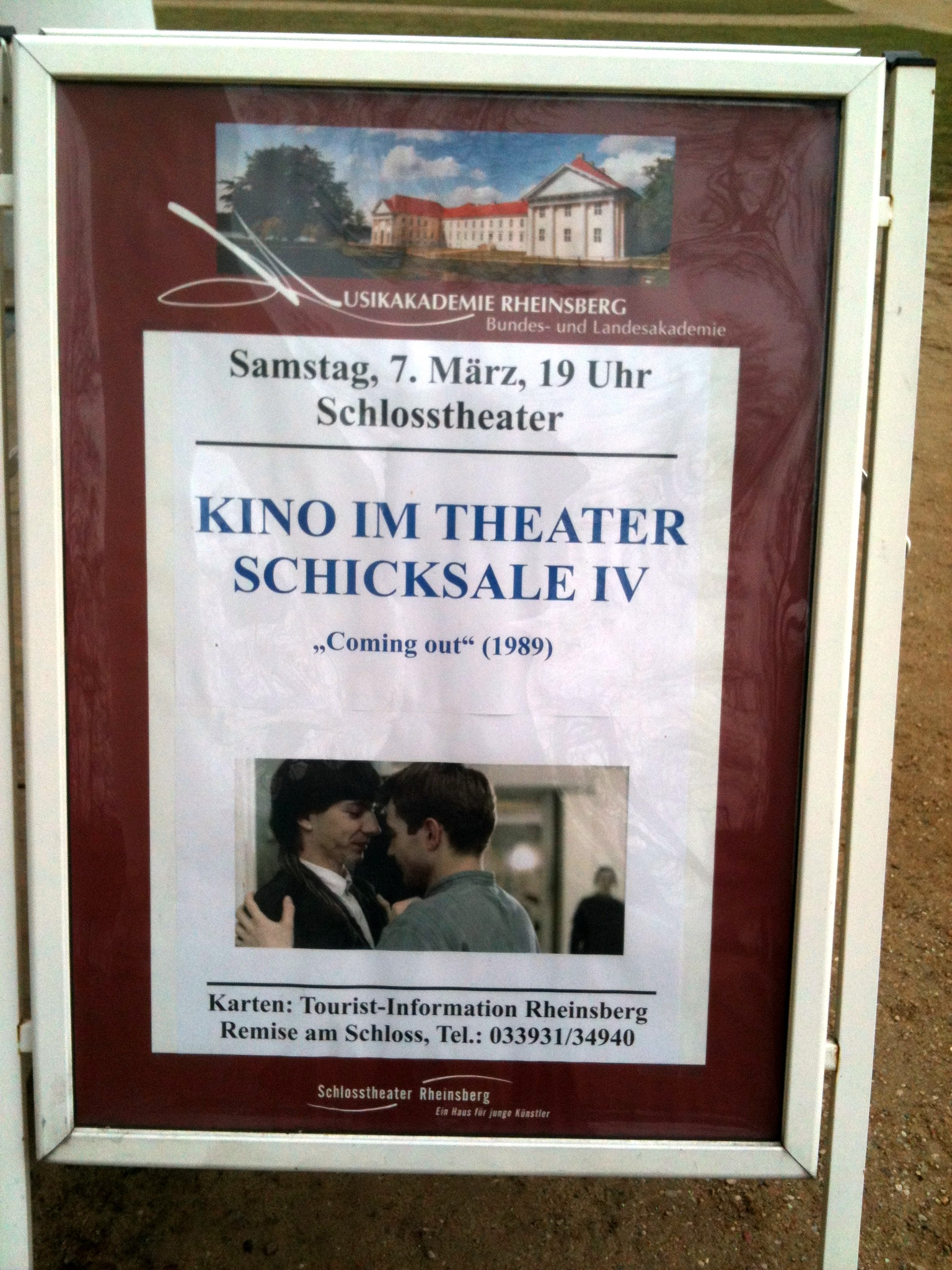 In der Nebensaison wird im Schlosstheater Kino gemacht.