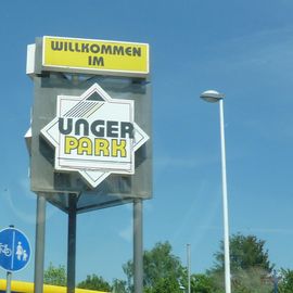 Eingangsschild zur Musterhausaustellung Unger-Park in Chemnitz.