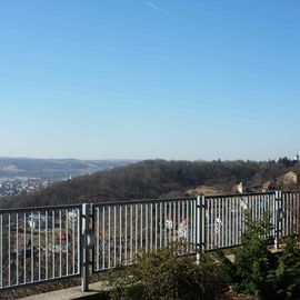 Blick von der Terrasse am Hotel &amp; Restaurant Pfeiffer auf Radebeul