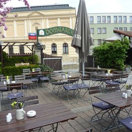 Brauhaus am Dom mit Biergarten = Domgarten