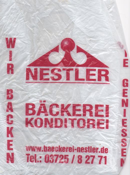 Einkaufstüte mit Bäckerlogo. Inhalt leider schon aufgegessen .-)