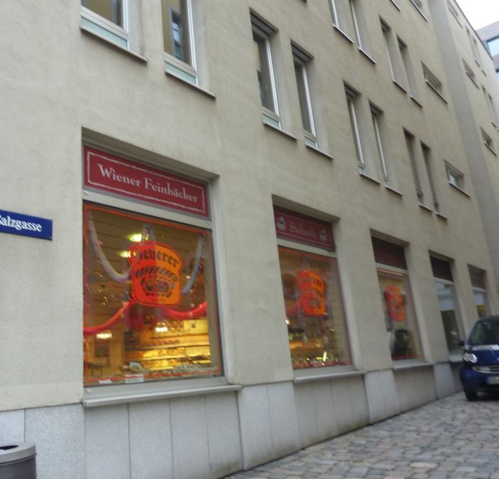 Bäcker Heberer unweit der Frauenkirche Dresden.