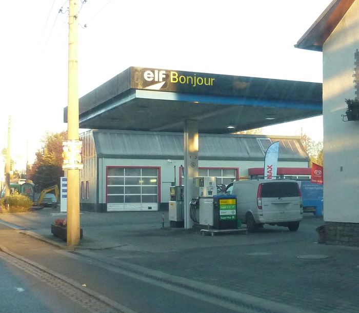 ELF-Tankstelle