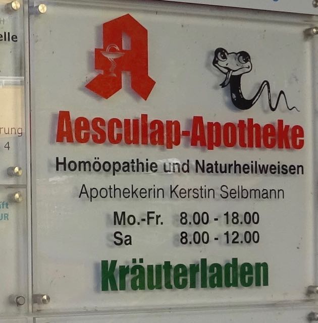 Bild 6 Aesculap-Apotheke in Oelsnitz/Erzgeb.