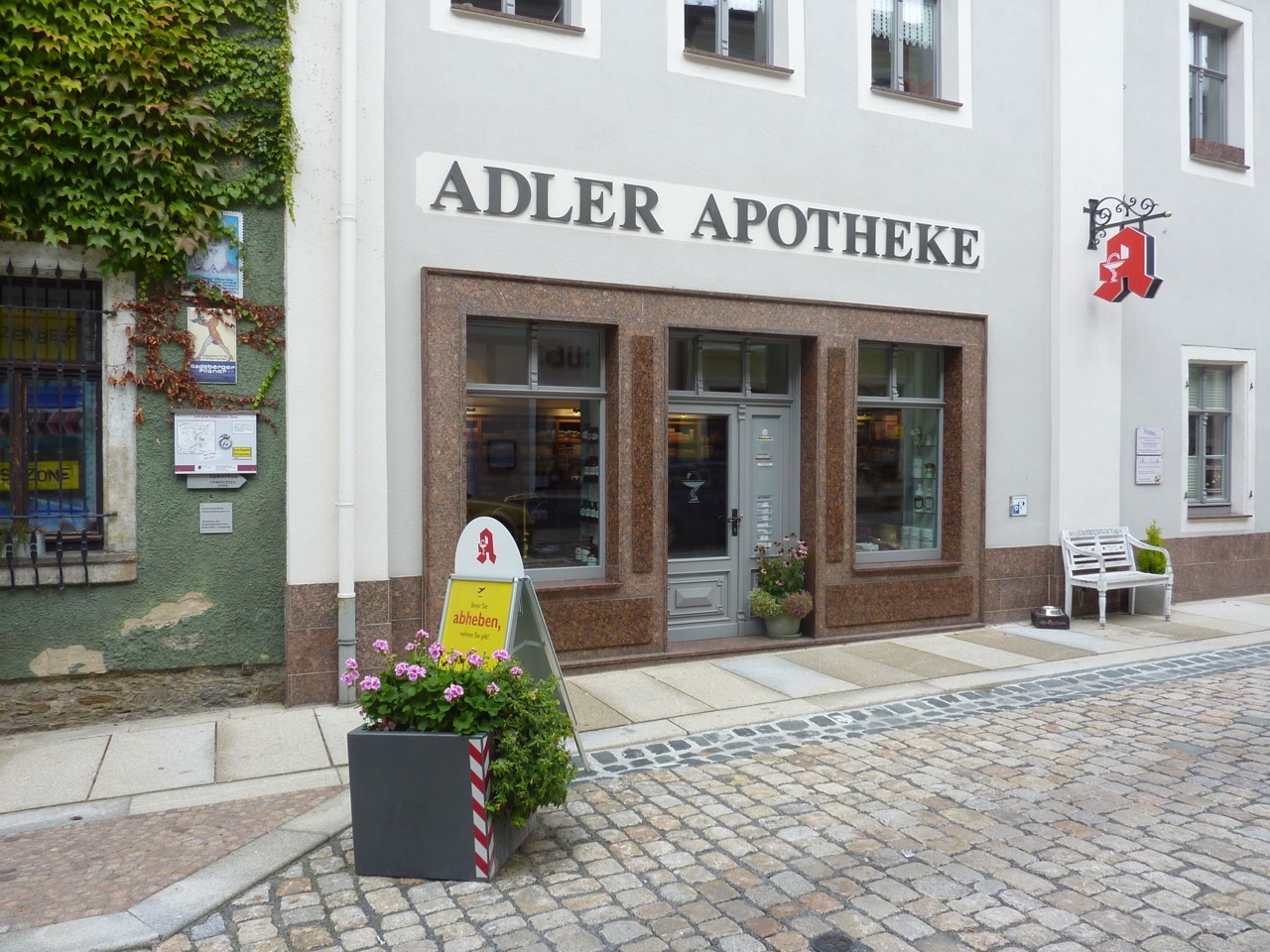 Bild 3 Adler Apotheke in Schwarzenberg/Erzgeb.