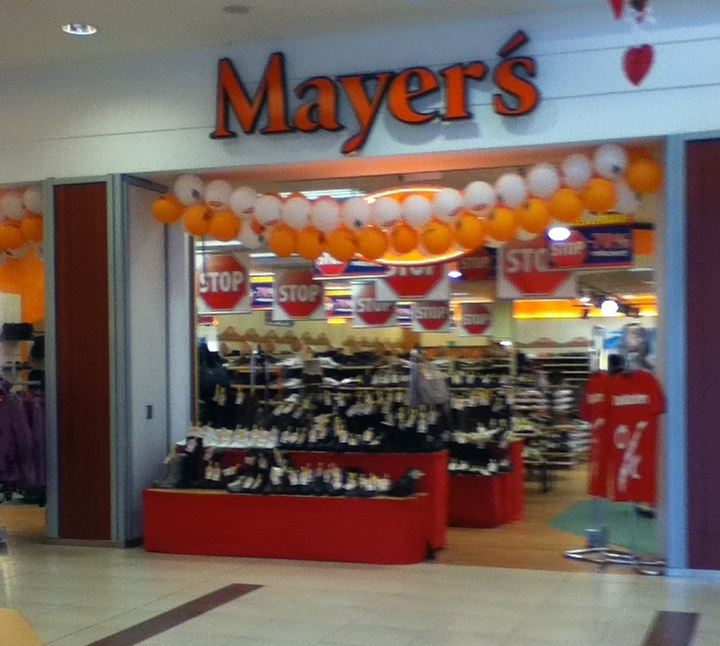 Schuh-Mayer im Auersbergcenter