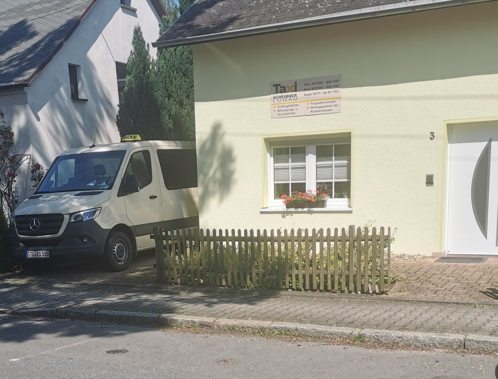 Bild 1 Taxi Scheibner in Lugau/Erzgeb.