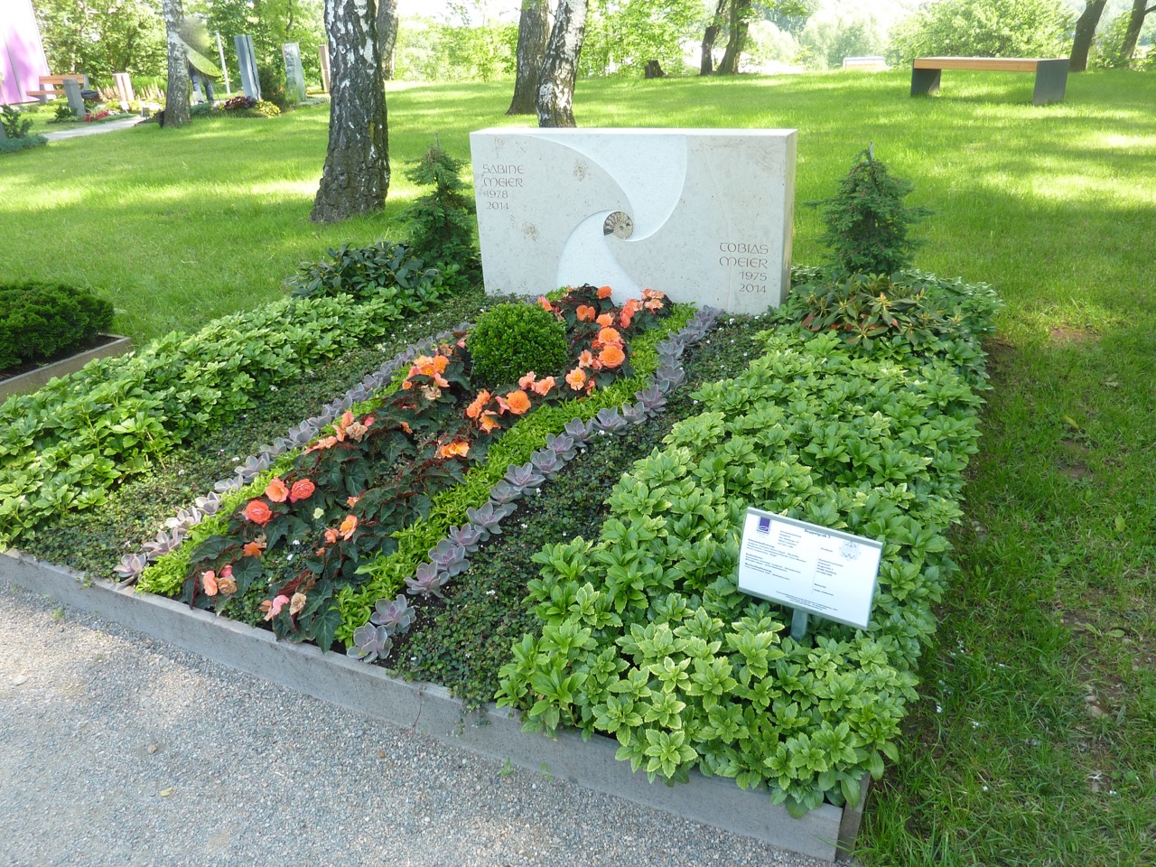 Grabbepflanzung als Ausstellungsstück zur Gartenschau in Oelsnitz