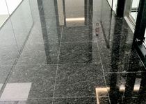 Bild zu Ceravolo - Granit Treppen Fensterbänke Feinsteinzeug