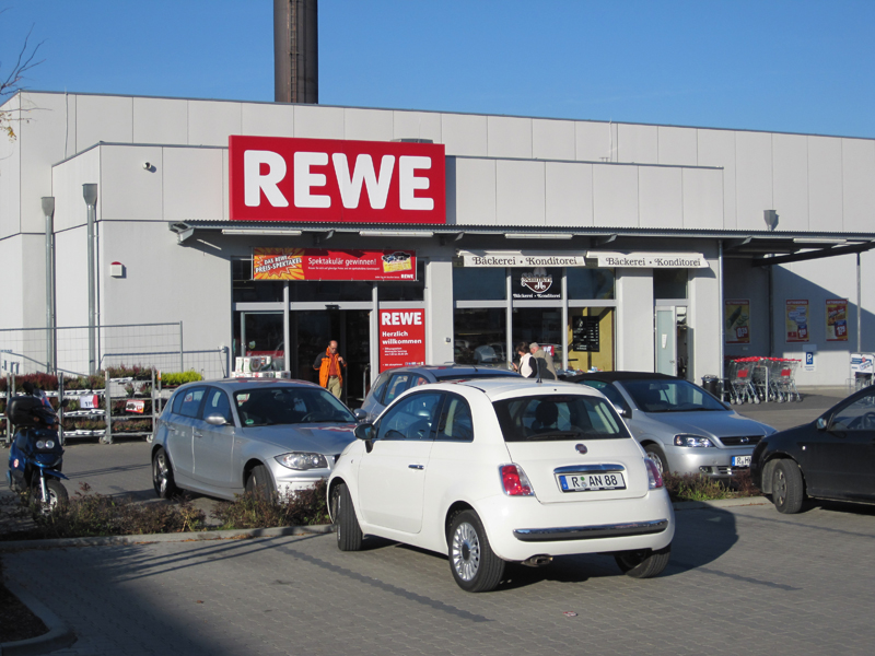 Bild 2 REWE in Regensburg