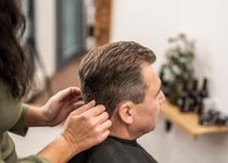 Bild zu Friseursalon Alpenkamm