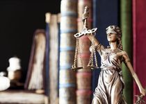Bild zu Uhlenbruch Rechtsanwältinnen und Rechtsanwalt