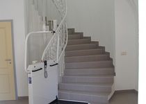 Bild zu REAL Treppenlift Dresden - Fachbetrieb / Plattformlifte / Sitzlifte / Rollstuhllifte