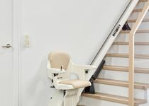 Bild zu REAL Treppenlift Dresden - Seniorenlifte / Rollstuhllifte