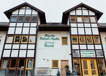 Bild zu Schreinerei Kunz GmbH Massiv-Möbel-Studio