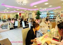 Bild zu C'est La Vie Nails & Beauty Salon