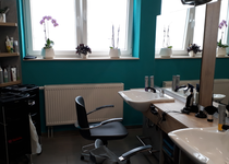 Bild zu HAARGENAU Friseursalon