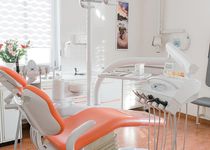Bild zu Zahnarztpraxis Dr. Heike Strobel