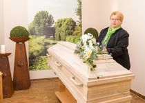 Bild zu Bestattungen & Trauerbegleitung Lindebaum