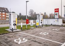 Bild zu Shell Recharge Charging Station