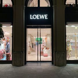 LOEWE Maximilianstrasse in München