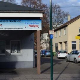 Karosserie- und Lackiermeisterbetrieb Holzer in Korntal-Münchingen