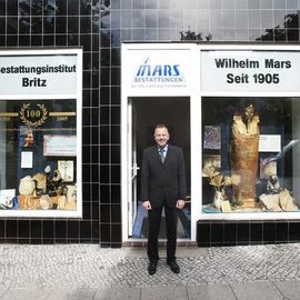 Bestattungsinstitut Britz Wilhelm Mars in Berlin