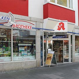 Aussenansicht der Falken Apotheke