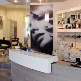 Monika Franz Friseurgeschäft Contur in Fürth in Bayern