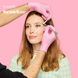 Benefit Cosmetics BrowBar Douglas Saarbrucken in Saarbrücken