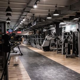 Fitness First Hildesheim - Club Floor