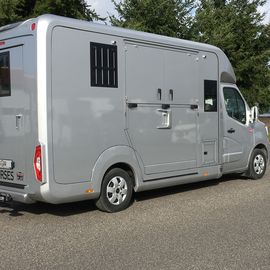 Pferdetransporter 5-Sitzer haras Renault Master