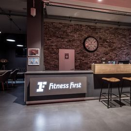 Fitness First Paderborn - Eingangsbereich