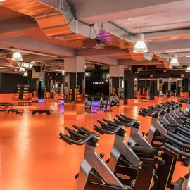 FitX Fitnessstudio in Duisburg