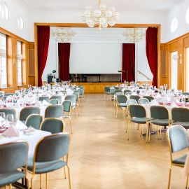 Der kleine Kursaal für größere Veranstaltungen von Familienfeste und Hochzeiten in Stuttgart.