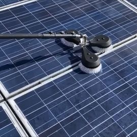 Reinigung von Photovoltaikanlagen